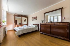 Super comfort flat for you near the metro.